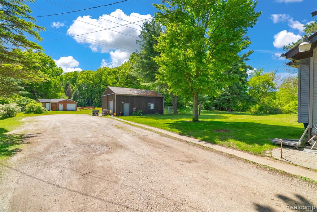 4207 Pine Grove Avenue, Fort Gratiot, MI 48059 — Photo 44