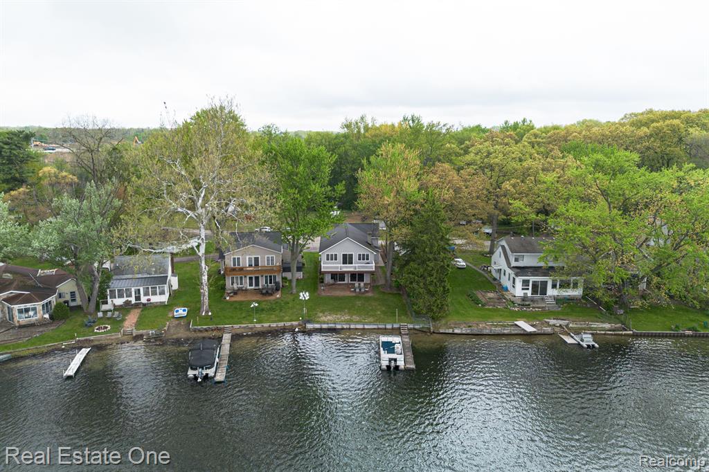 10194 Elmcrest Road, Whitmore Lake, MI 48189 — Photo 14