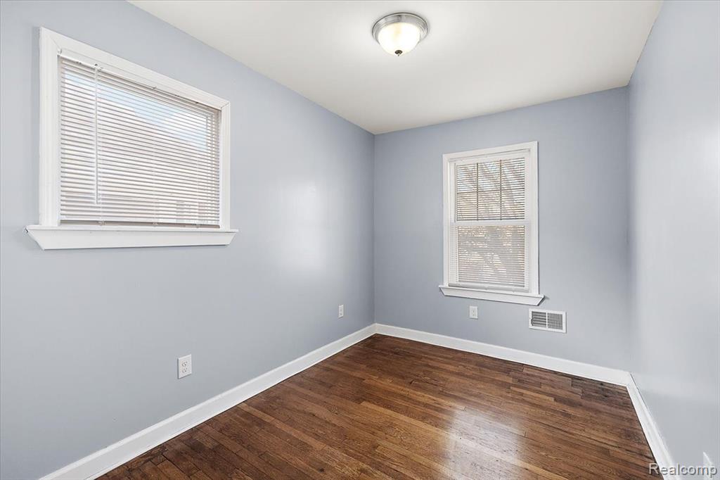 8214 Brush Street, Detroit, MI 48202 — Photo 27