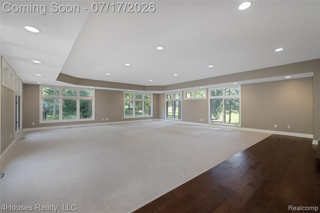 5717 Sussex Drive, Troy, MI 48098 — Photo 16