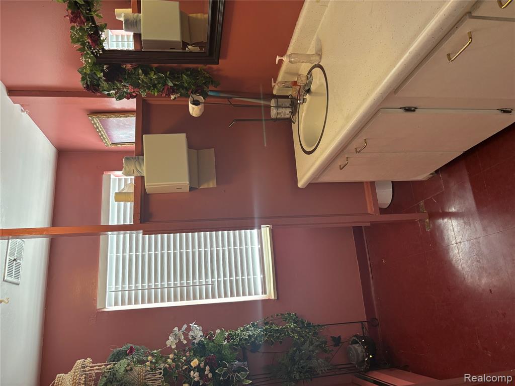 1258 E Humphrey Avenue, Flint, MI 48505 — Photo 27