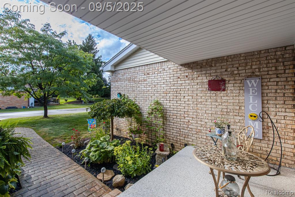 475 Sandehurst Drive, Grand Blanc, MI 48439 — Photo 7