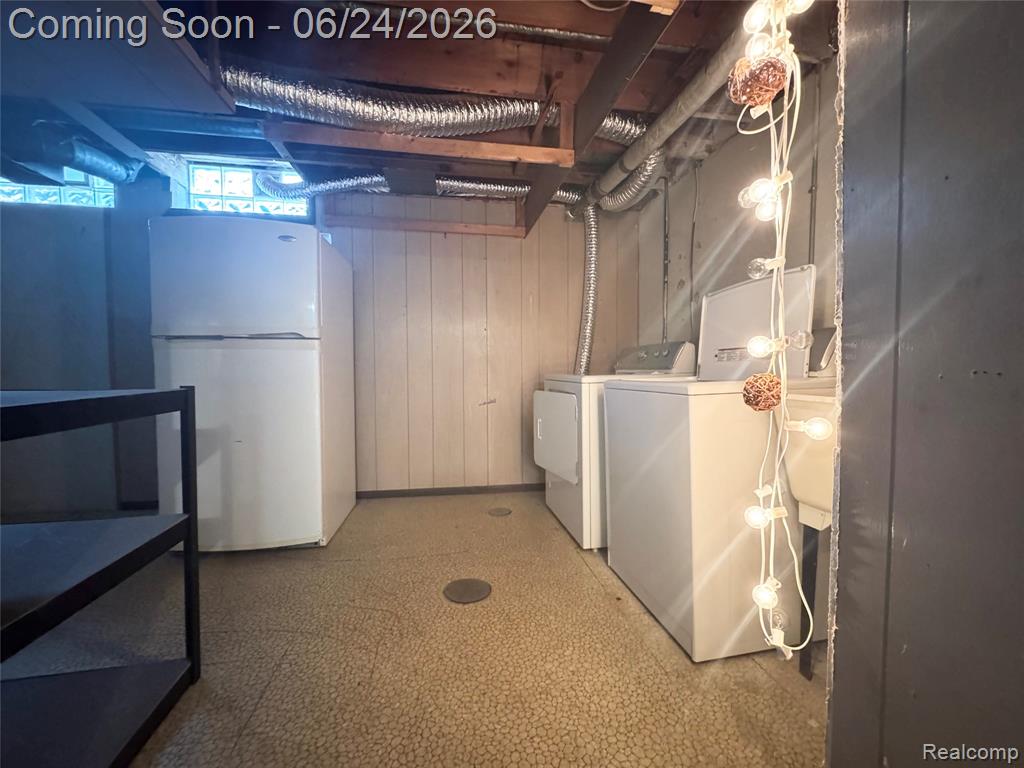 4386 15 Mile Road, 64, Sterling Heights, MI 48310 — Photo 21