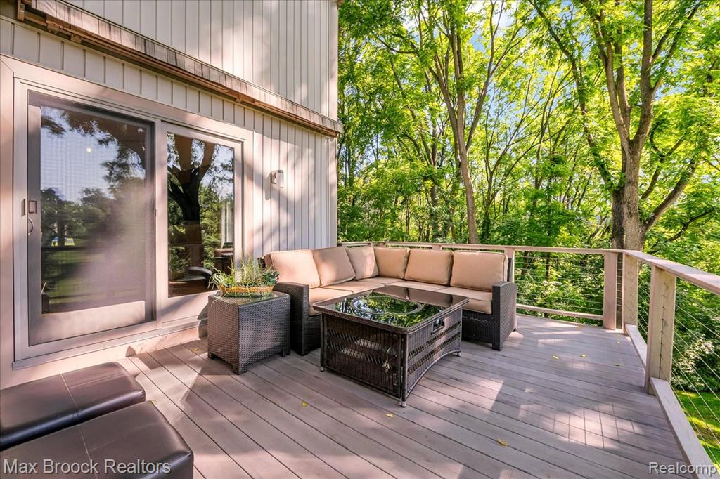 7015 Scenic Ridge Drive, Clarkston, MI — Photo 46