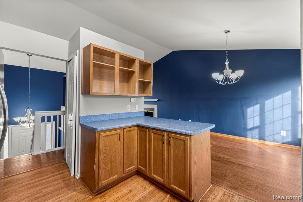7595 Streamwood Drive, Ypsilanti, MI 48197 — Photo 16