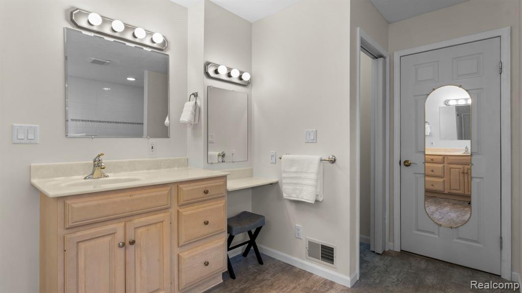 283 Westshore Dr, Jerome, MI 49249 — Photo 15