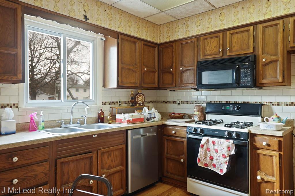 4785 MAIN Street, Millington, MI 48746 — Photo 14