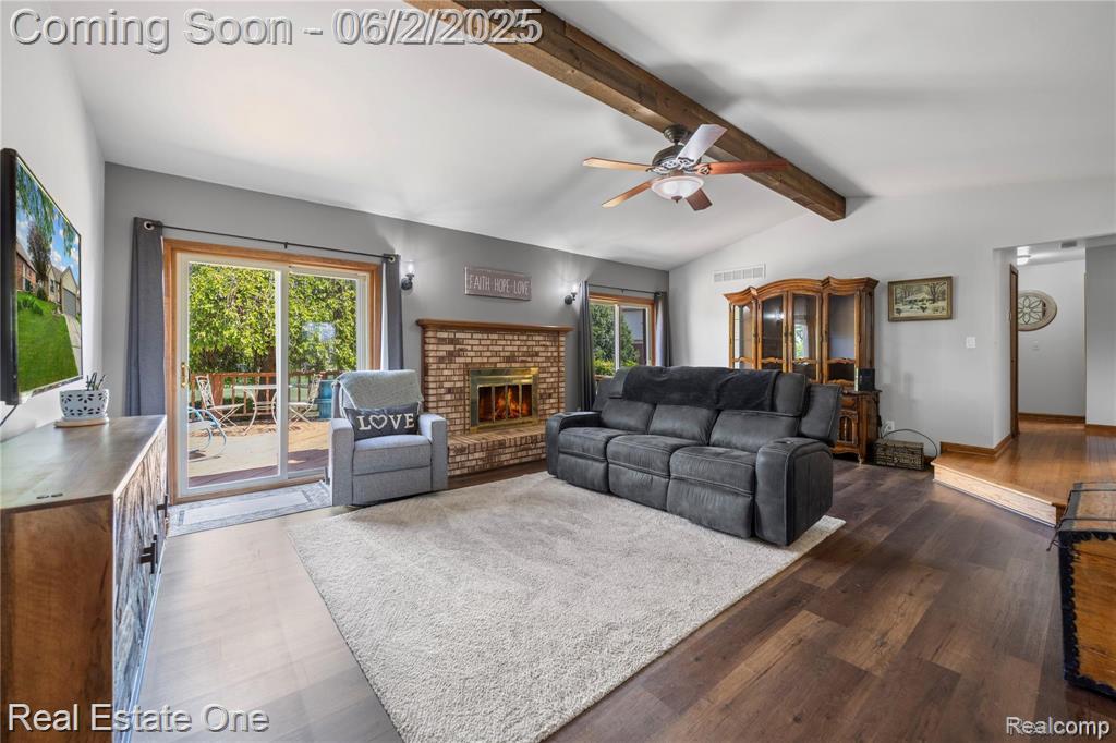 40252 Kraft Drive, Sterling Heights, MI 48310 — Photo 11