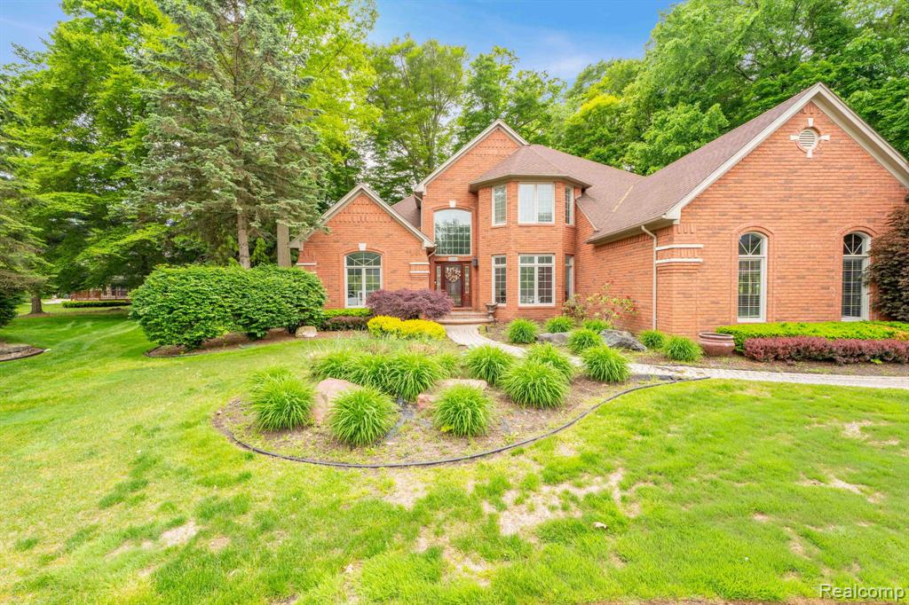 50565 Otter Creek Drive, Shelby Twp, MI 48317 — Photo 2