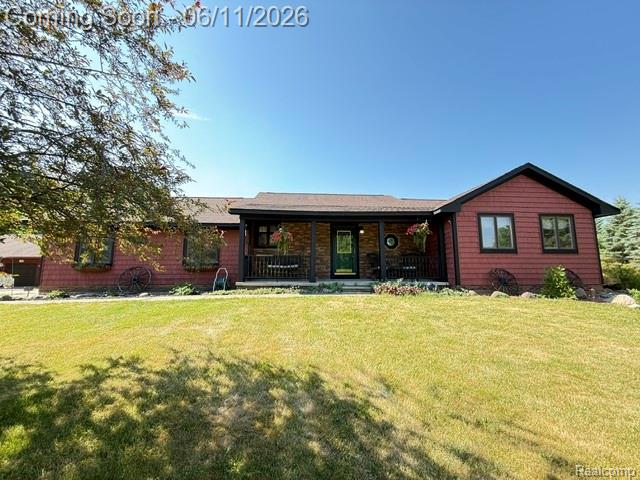 4897 Curtiss Drive, Lapeer, MI 48446