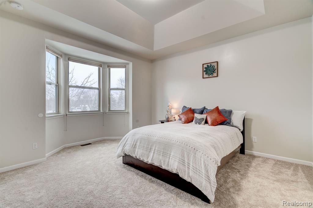 2247 PALMETTO, Commerce Twp, MI 48382 — Photo 16