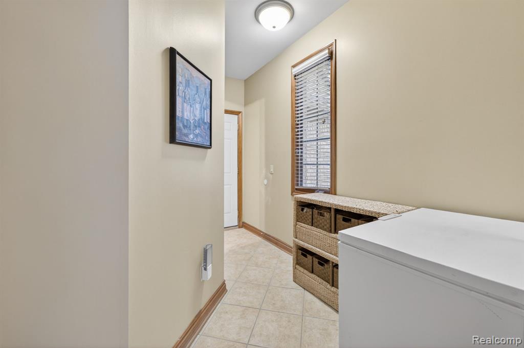 6554 Enclave Drive, Clarkston, MI 48348 — Photo 38