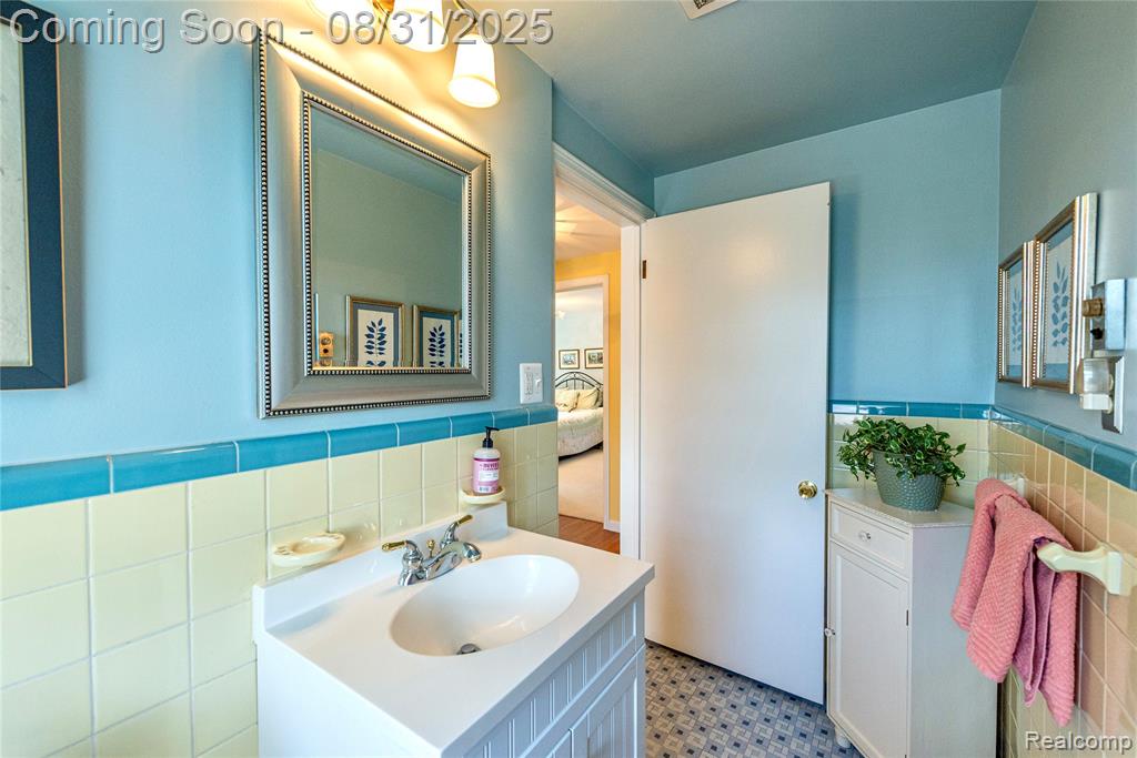 4328 Arden Place, Royal Oak, MI 48073 — Photo 30
