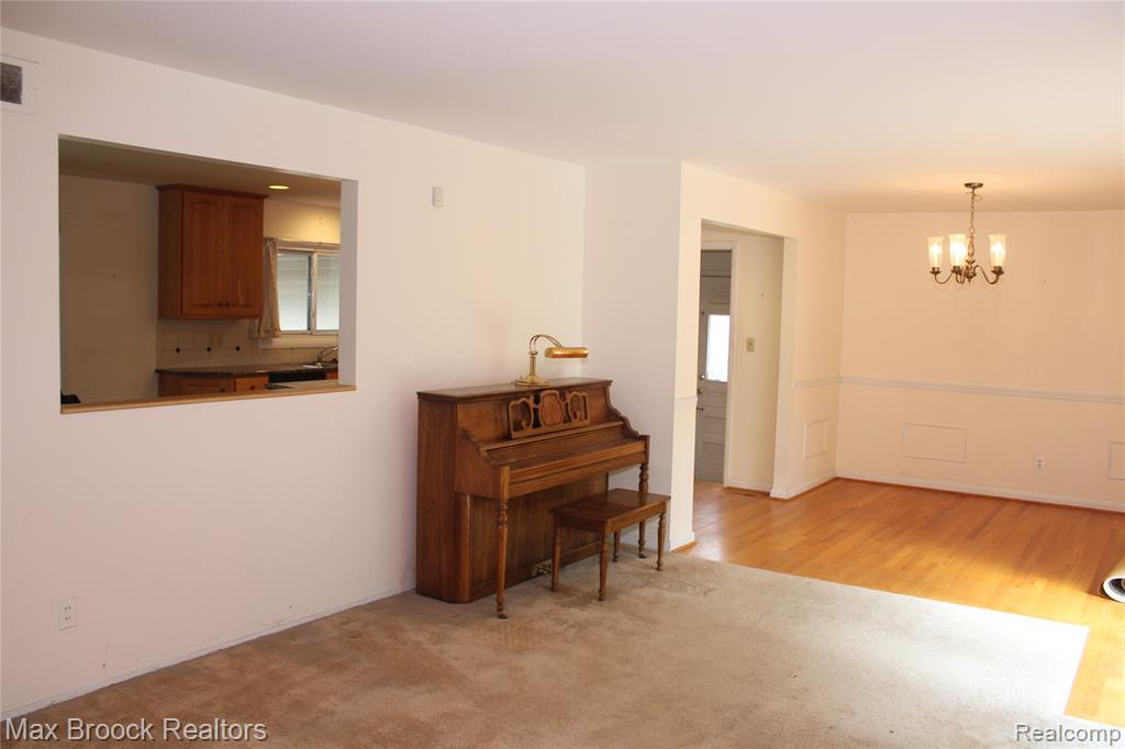 423 Dalebrook Lane, Bloomfield Hills, MI 48301 — Photo 11