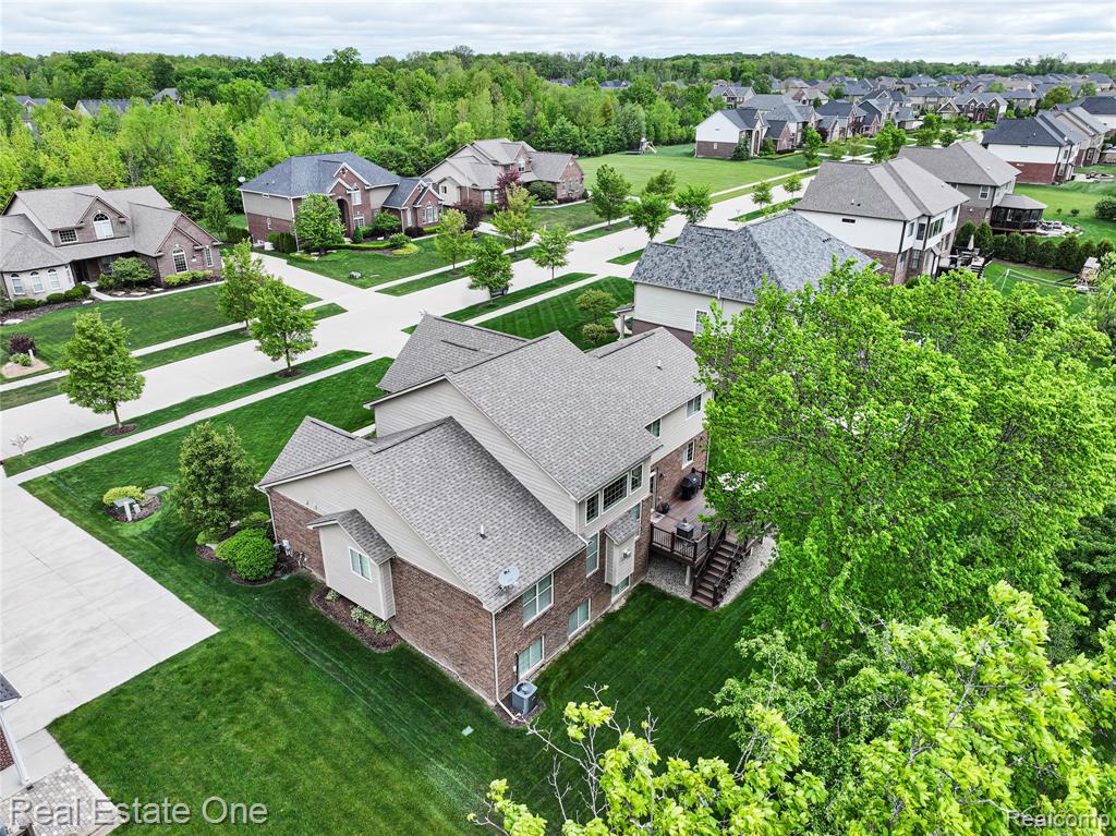 52689 Aspen Drive, South Lyon, MI 48178 — Photo 52