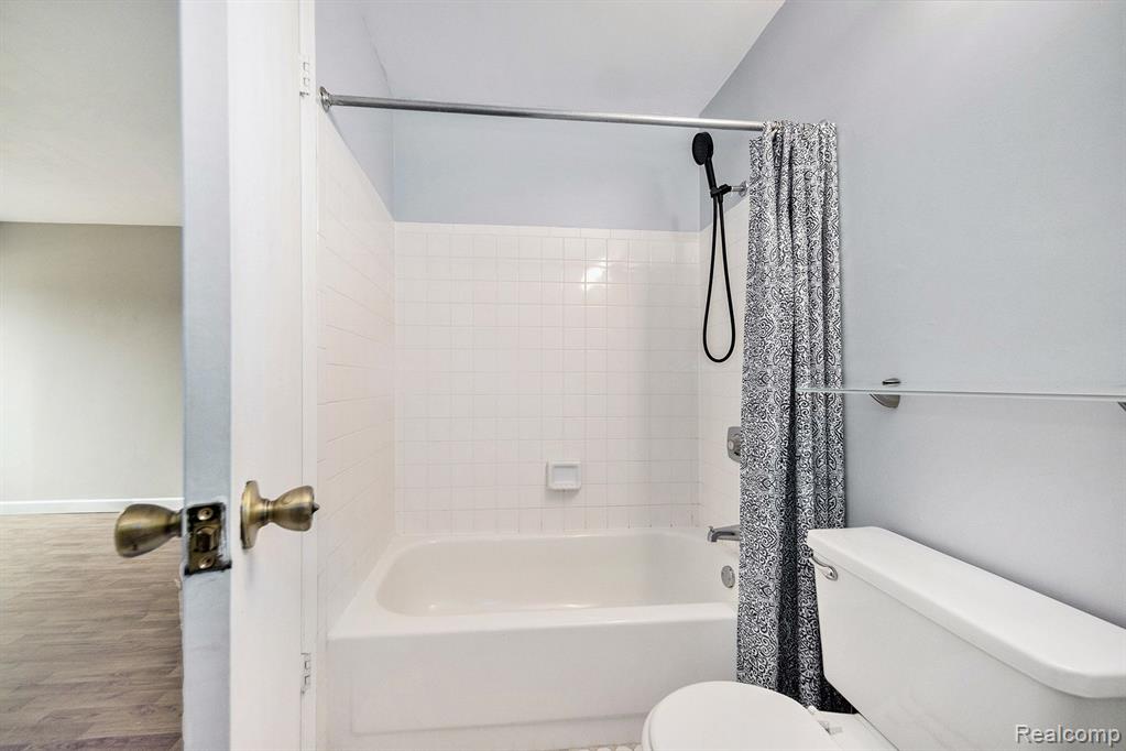350 Briarcrest Drive, 165, Ann Arbor, MI 48104 — Photo 22