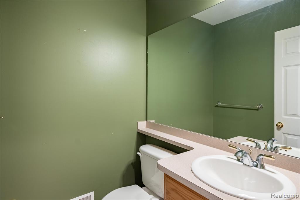 11410 Tall Shadows Court, Pinckney, MI 48169 — Photo 9
