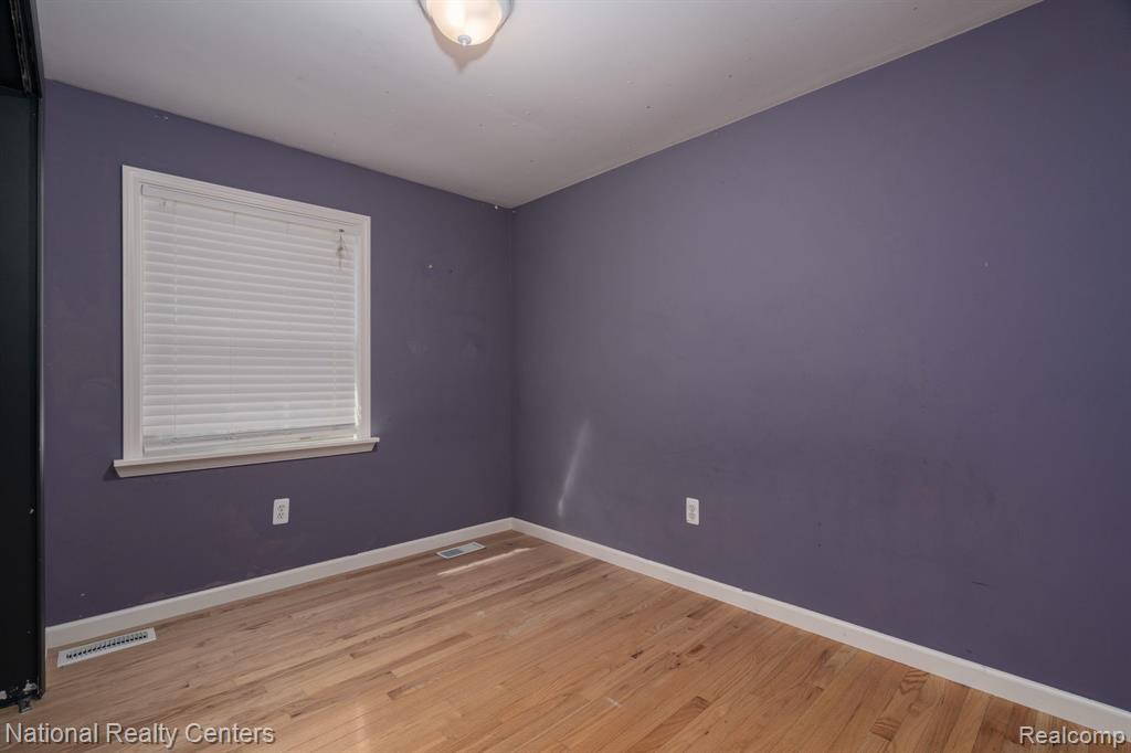 402 N West Street, Royal Oak, MI 48067 — Photo 17