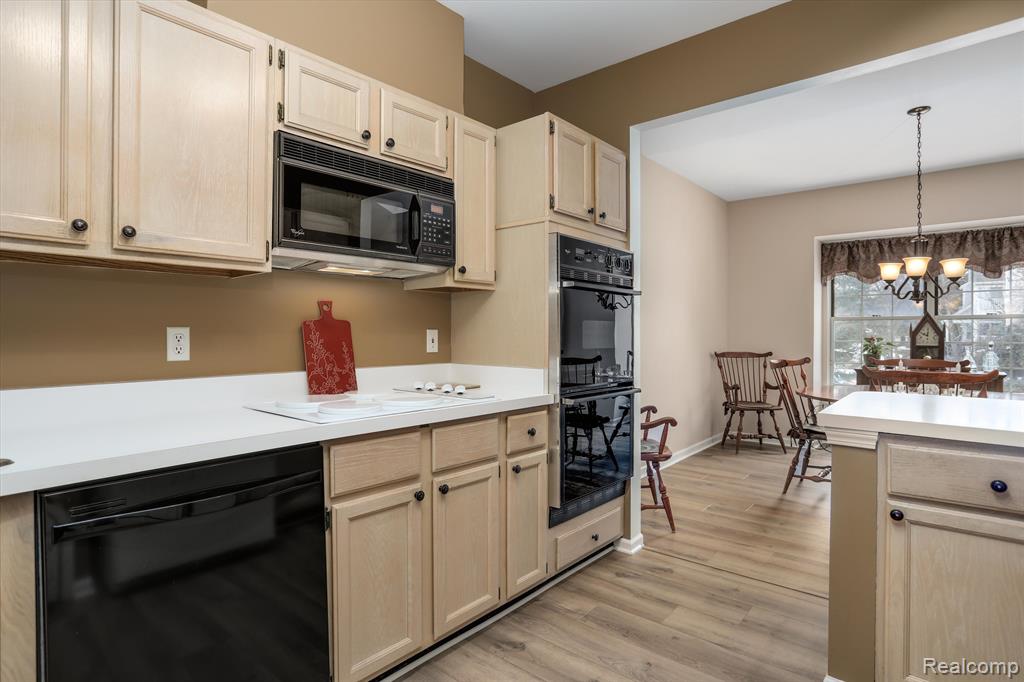 1111 Fairways Boulevard, Troy, MI 48085 — Photo 8