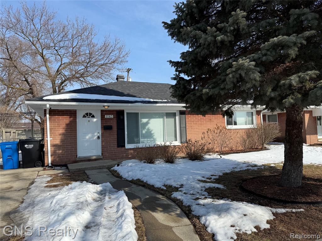 1143 E Harwood Avenue, Madison Heights, MI 48071 — front exterior