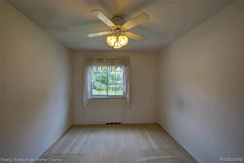 536 Central Street, Marysville, MI 48040 — Photo 20