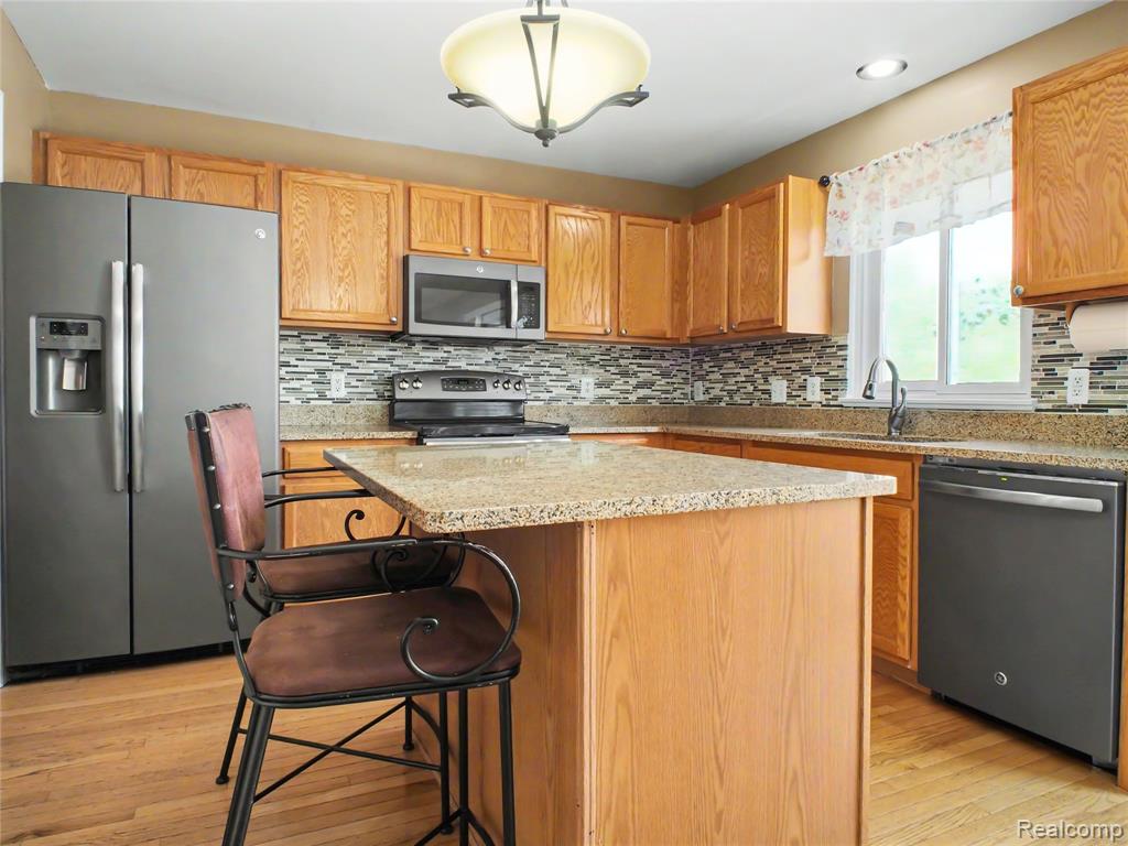 6467 Cranberry Drive, Holly, MI 48442 — Photo 3