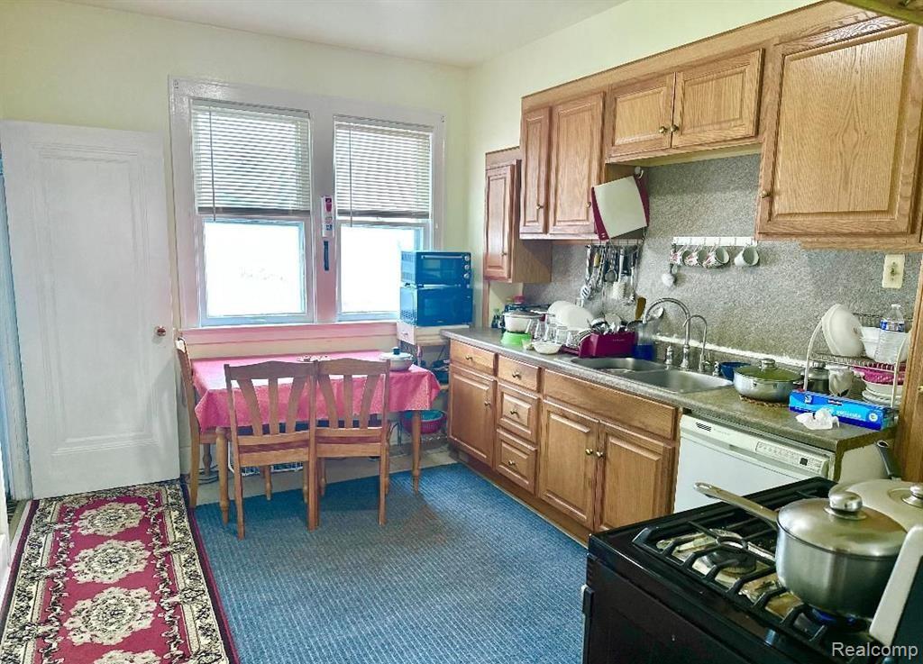 3929 Caniff Street, Hamtramck, MI 48212 — Photo 13