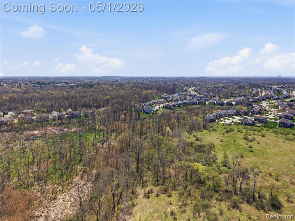 1450 Greythorne Drive, Lake Orion, MI — Photo 16