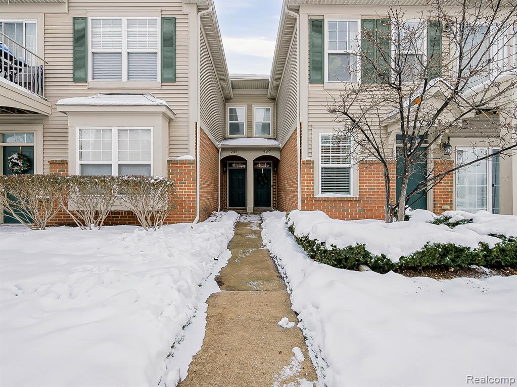 245 WRIGHT Street, Wixom, MI — Photo 34