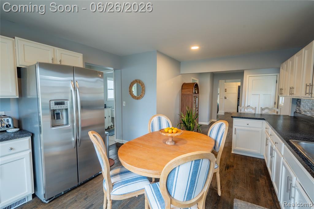429 Dorothy Street, South Lyon, MI 48178 — Photo 10