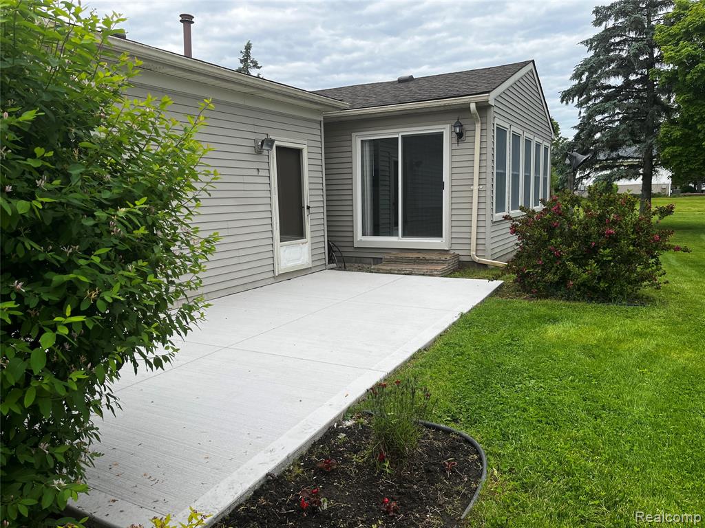 14924 Hough Road, Allenton, MI 48002 — Photo 3