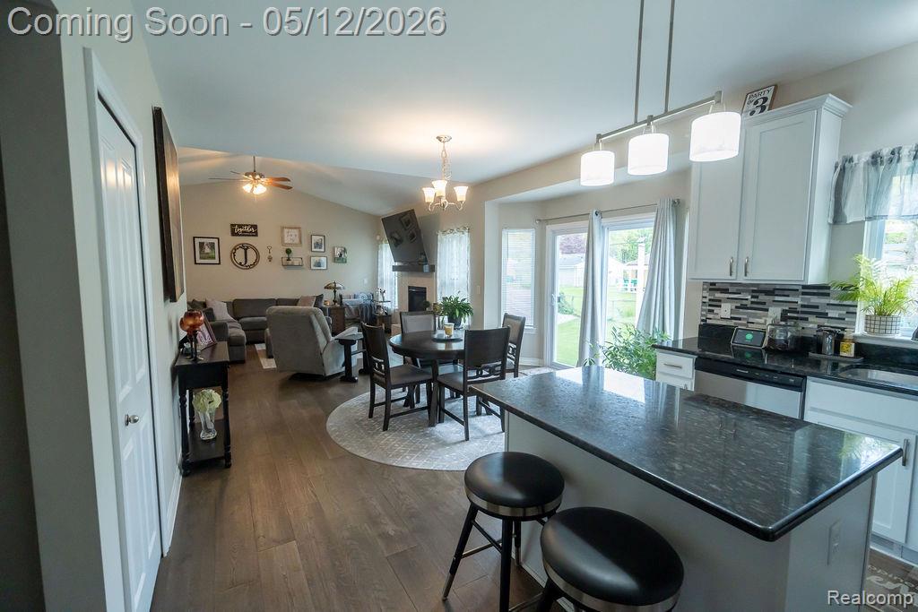 21097 McGuire, Romulus, MI 48174 — Photo 13