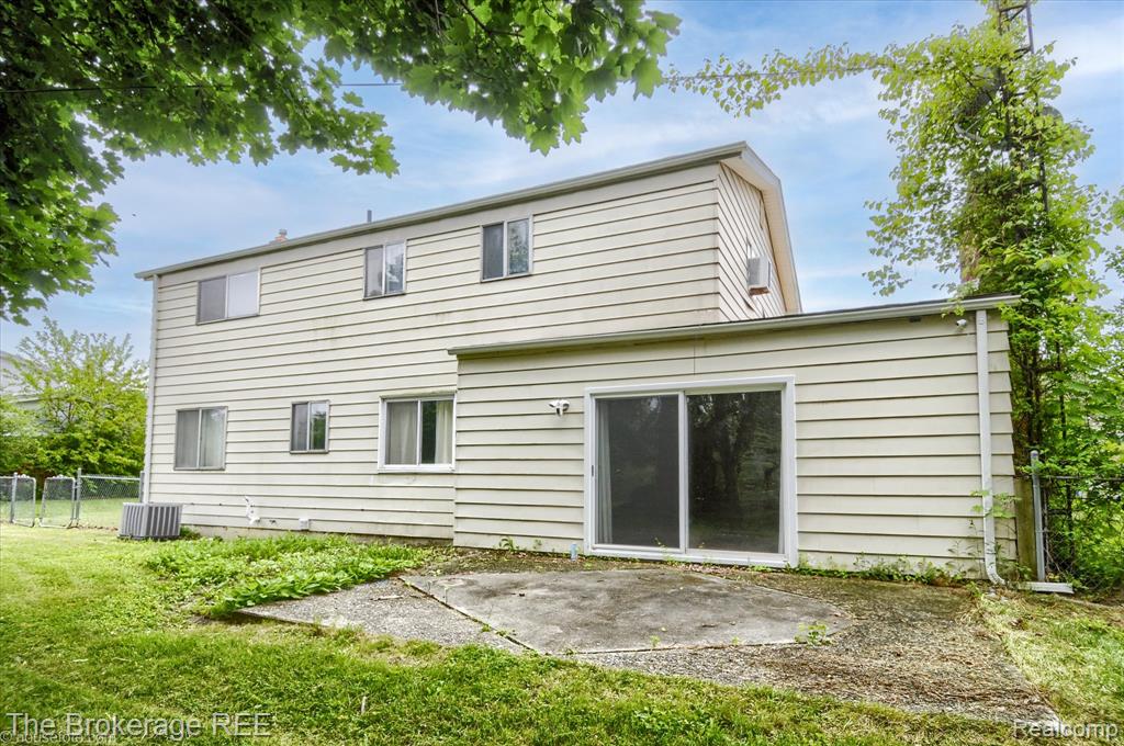 732 E Grand Blanc Road, Grand Blanc, MI 48439 — Photo 26