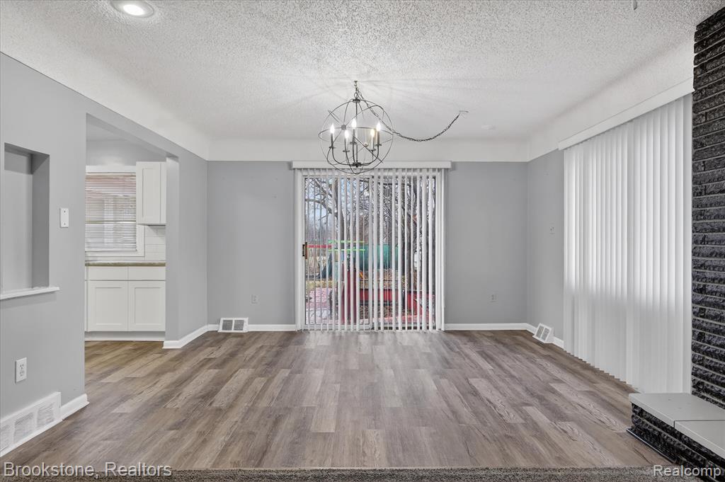 2555 W Boston Boulevard, Detroit, MI 48206 — Photo 8