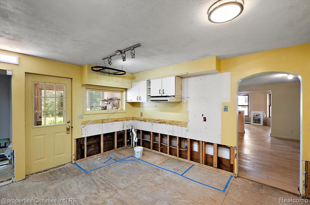157 E Elmwood, Leonard, MI 48367 — Photo 45