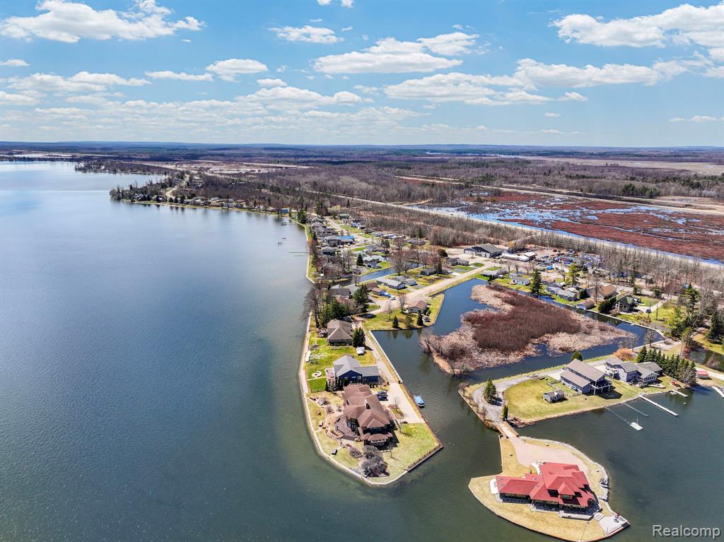 130 Whites Court, Houghton Lake, MI, 48629