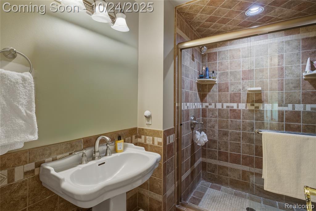 8094 Huntington Road, Huntington Woods, MI — Photo 25