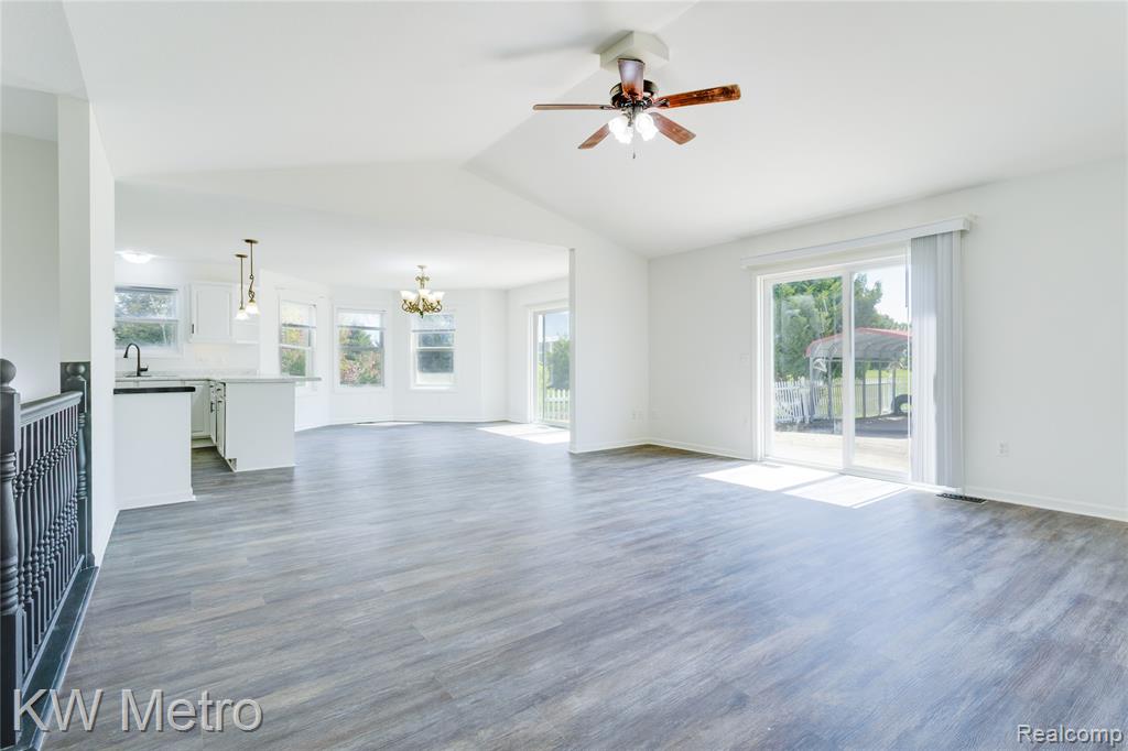 7172 E FARRAND Road, Millington, MI 48746 — Photo 5