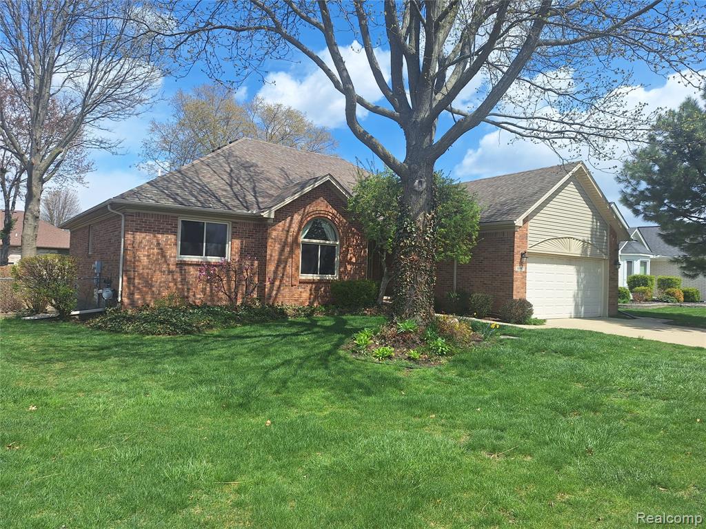 19167 Sandpiper Drive, Macomb, MI 48044 — Photo 2