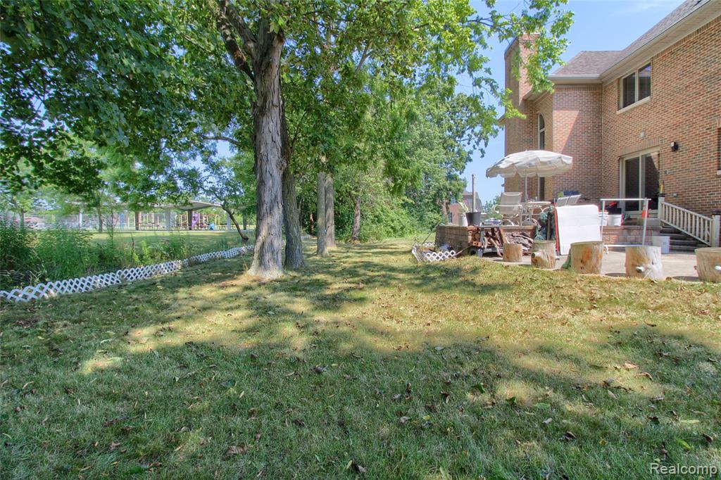 4600 Dolores Drive, Trenton, MI 48183 — Photo 40