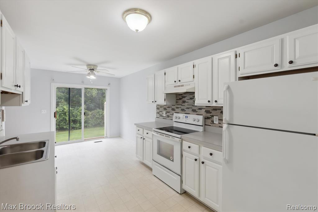 1158 Bay Court, Holly, MI 48442 — Photo 10