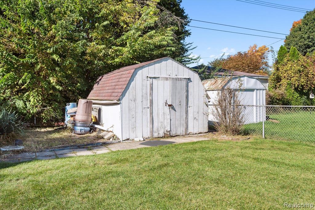 862 JUNEAU Road, Ypsilanti, MI 48198 — Photo 50