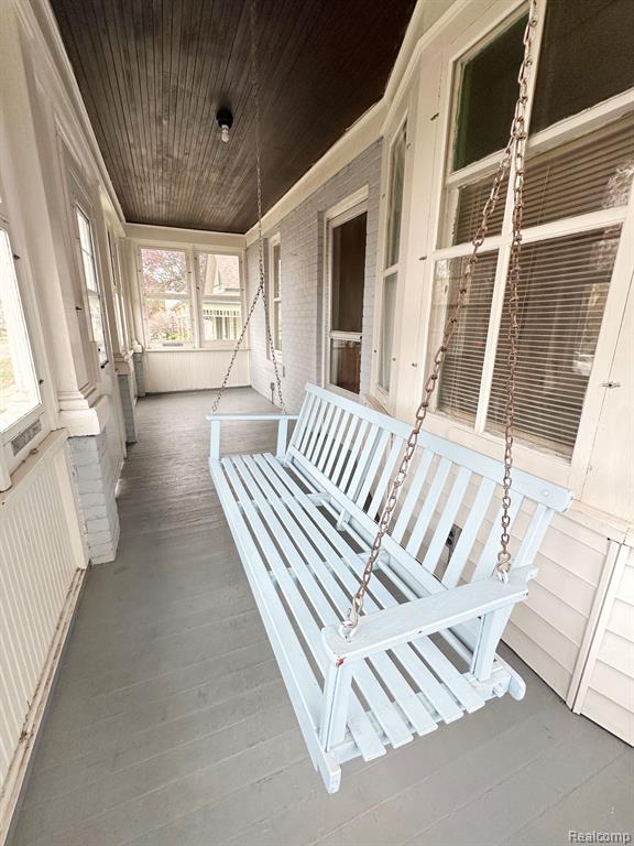 426 PLUM Street, Wyandotte, MI 48192 — Photo 8