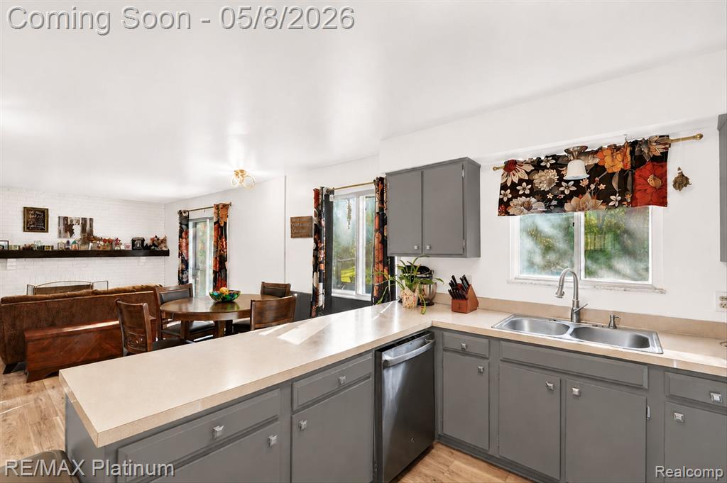 1254 Heathercrest Drive, Flint, MI 48532 — Photo 26