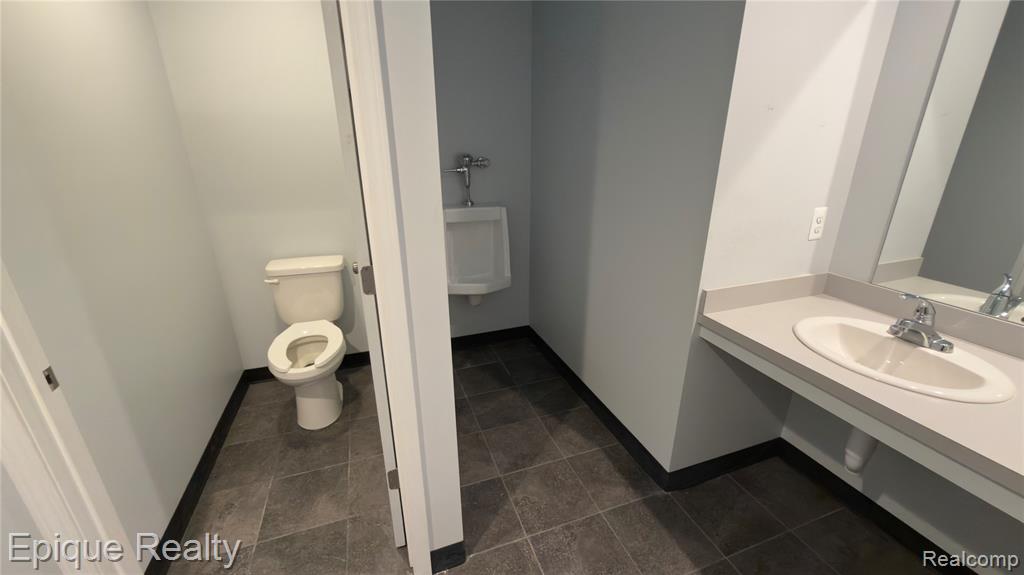 2970 Cherryhill Drive, Fort Gratiot, MI 48059 — Photo 13