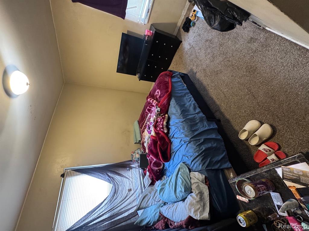 18828 Hawthorne Street, Highland Park, MI 48203 — Photo 9