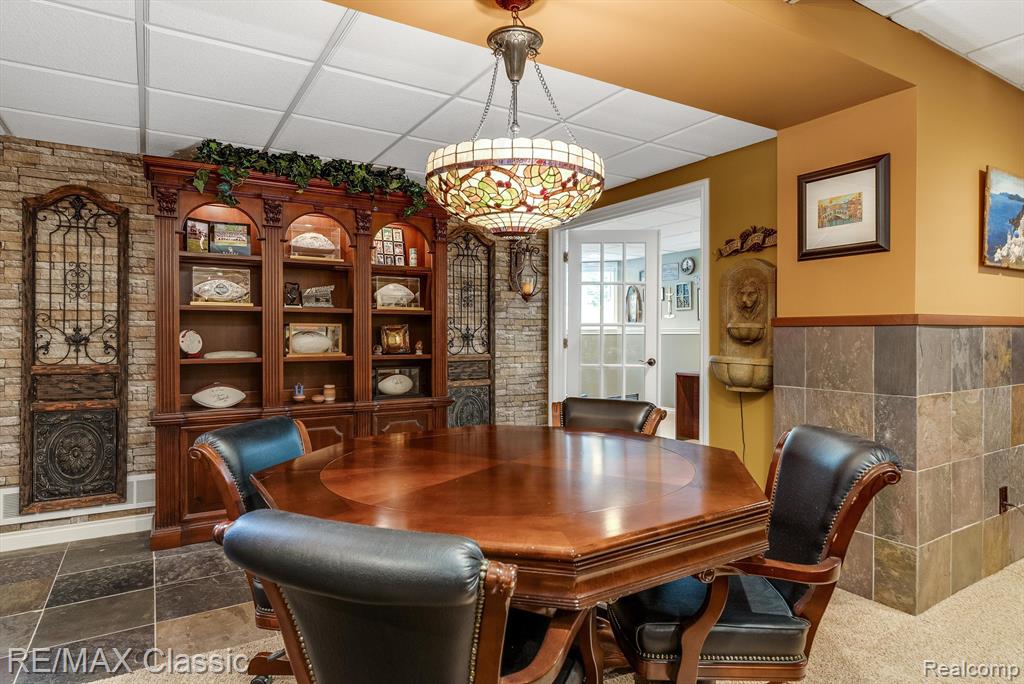 18416 CLAIRMONT Circle E, Northville, MI 48168 — Photo 34