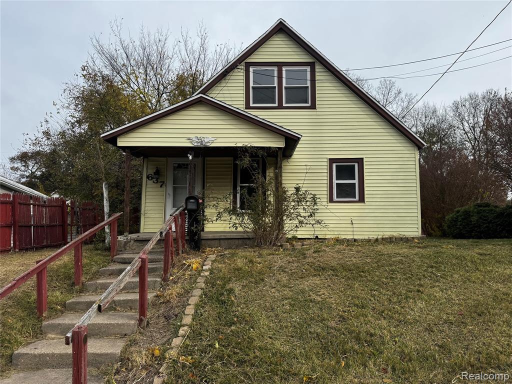 637 S Clemens Avenue, Lansing, MI 48912 — front exterior