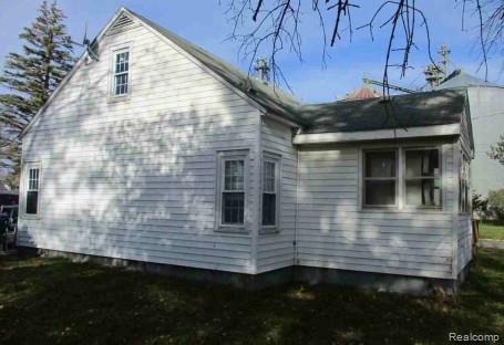 201 Grant Street, Auburn, MI 48611 — Photo 2