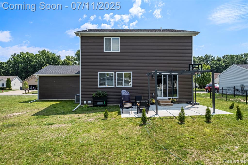 915 Village Drive, Davison, MI 48423 — Photo 24